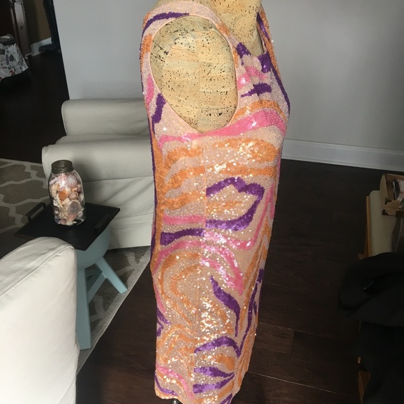 Dress - Picture 3 of 4